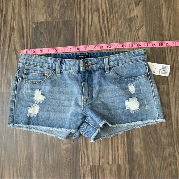Forever 21 NWT Jean Shorts - Picture 7 of 11